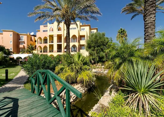Jardim Da Meia Praia Apartment